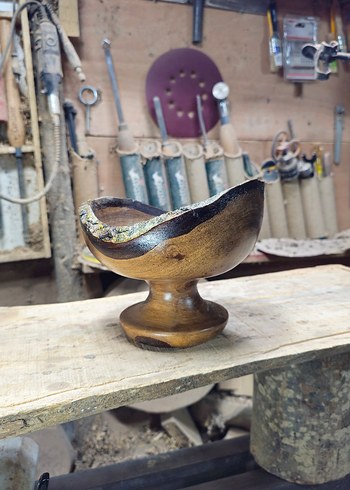 Koyu Kahverengi Ahşap ayaklı sununluk - Görsel 5