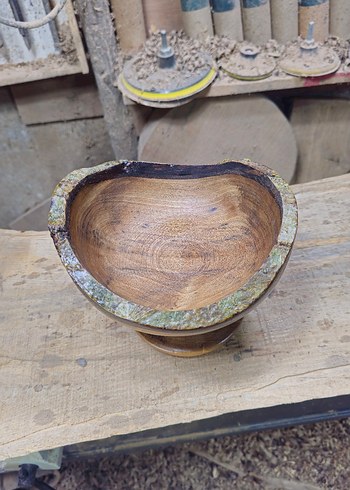 Koyu Kahverengi Ahşap ayaklı sununluk - Görsel 8