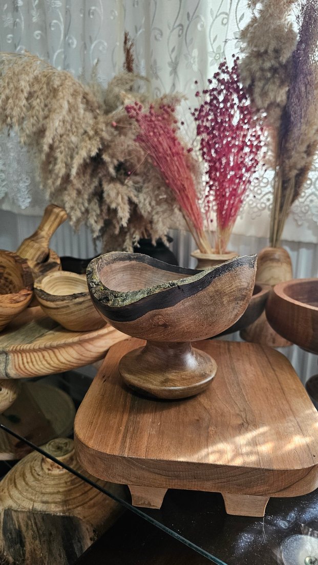 Koyu Kahverengi Ahşap ayaklı sununluk - Görsel 2