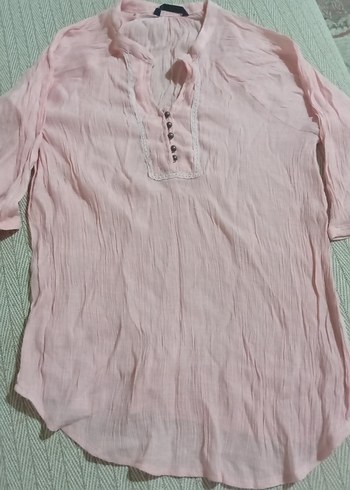 Pembe Keten V Yakalı Düğmeli Kadın Gömlek
