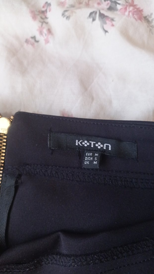 Siyah Mini Etek, Fırfırlı, Dar Kesim - Görsel 3