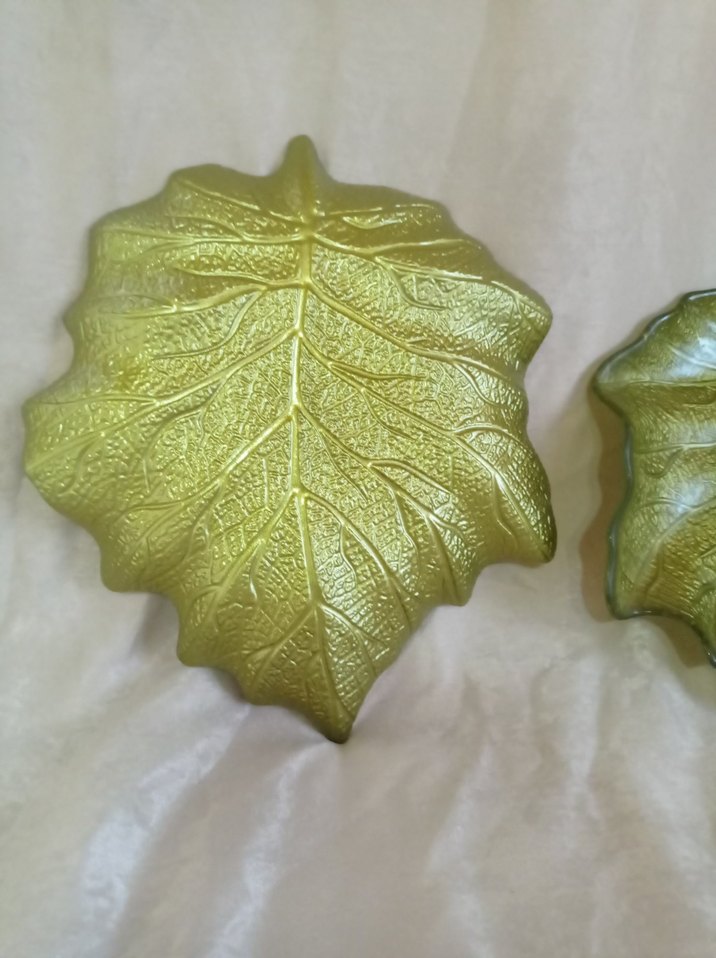 İşlemeli Parlak Yeşil Bohem Tabak Seti - Görsel 3