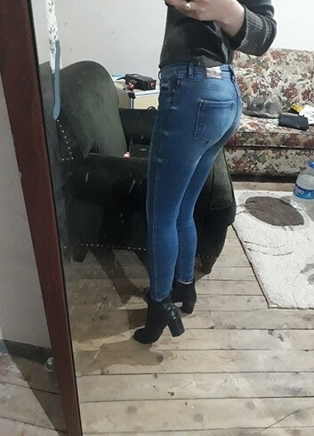 Zara Skinny Jean