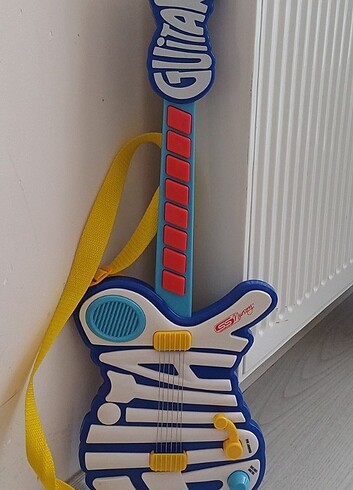 Oyuncak gitar