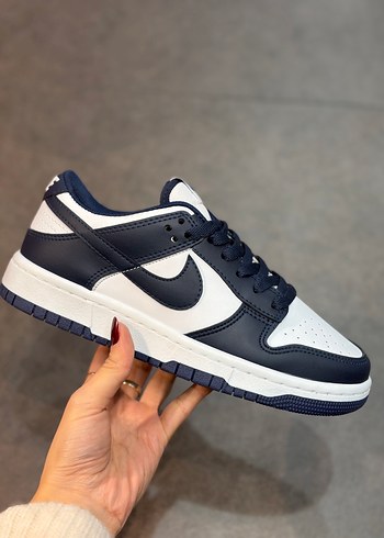 Nike Dunk Low Lacivert Beyaz Sikligi