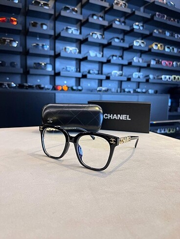 Chanel şeffaf gözlük