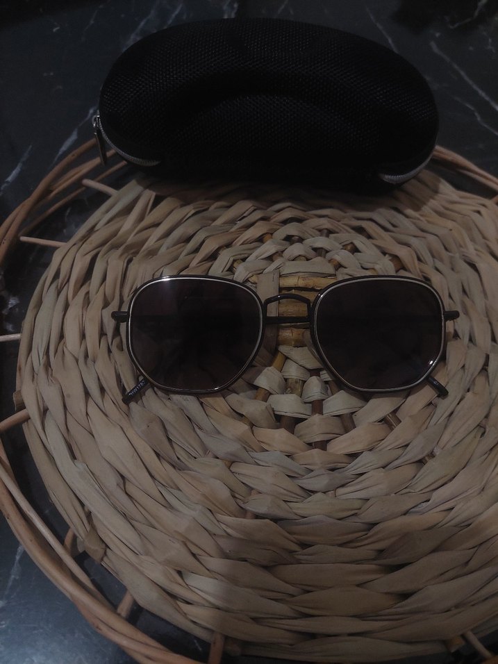 Klasik ve Retro Tarz Kadın Güneş Gözlükleri - Görsel 2