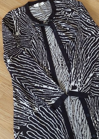 Zebra Desenli Uzun Kadın hırka - Görsel 3