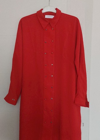 Düğmeli Kırmızı Uzun Kadın Tunik - Görsel 3