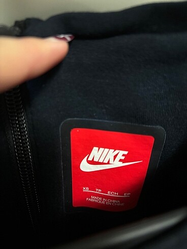 xs Beden Nike sweatshirt