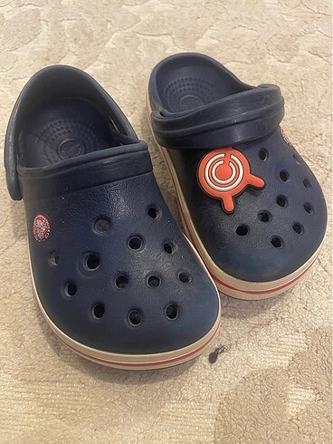 23 Beden Crocs erkek çocuk terlik