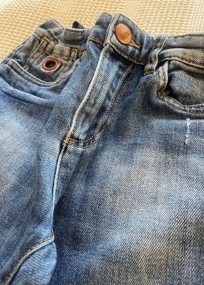 Zara erkek çocuk kot pantolon - Görsel 2