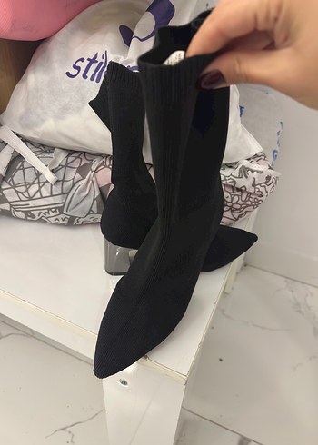 Siyah Triko Stiletto Topuklu Kadın Bot - Görsel 2