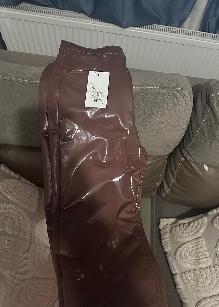 Parlak pantolon - Görsel 3