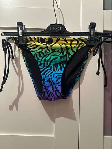 Penti bikini altı