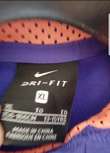 13-14 Yaş Beden Nike Kapşonlu Sweat 