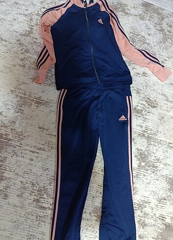 m Beden lacivert Renk Adidas orijinal eşofman takımı