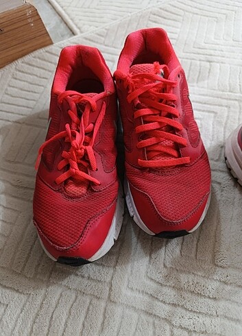 Nike Ayakkabı