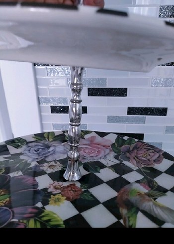 Çiçek ve Damalı Desenli İki Katlı Servis Tabağı - Görsel 4