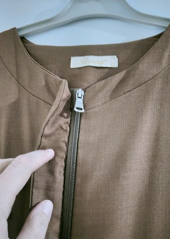 Bej Uzun Düğmeli Kadın Keten Kaban - Görsel 3