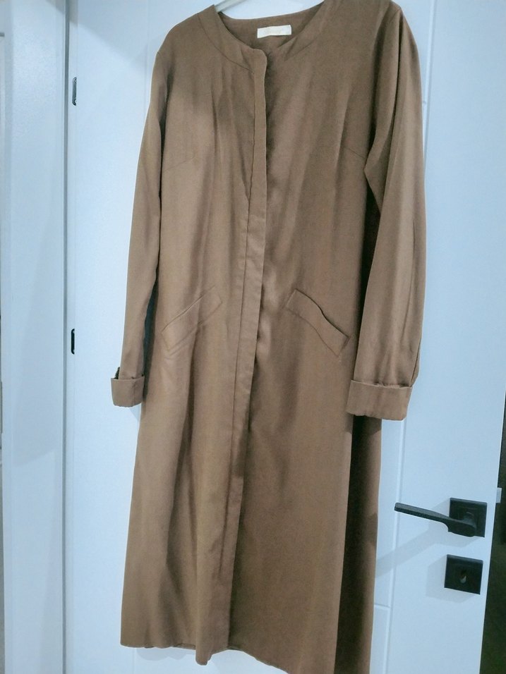 Bej Uzun Düğmeli Kadın Keten Kaban - Görsel 2