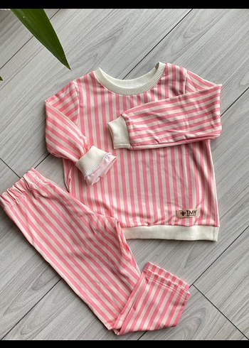 Pembe Çizgili Uzun Kollu Bebek Kıyafet Takımı
