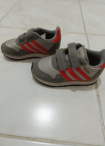 23 Beden Orginal Adidas Spor ayakkabı