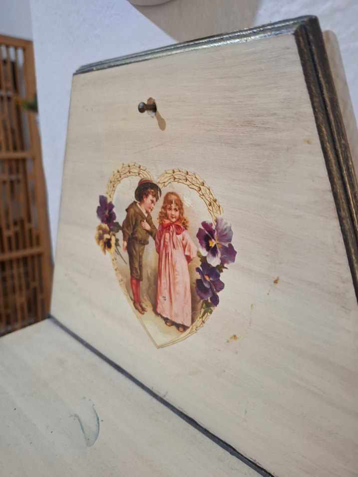 Bej ve Koyu Renkli Çocuk Şifonyeri - Görsel 5