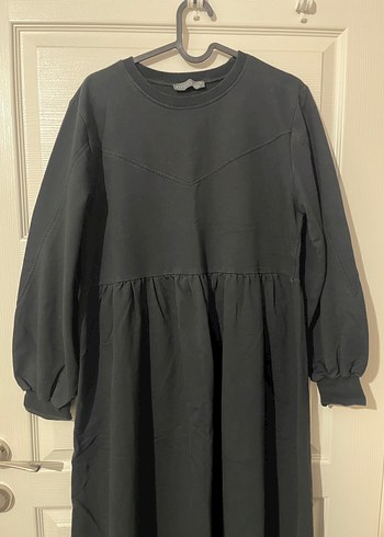 Siyah Uzun Kollu Penye Piliseli Elbise - Görsel 2