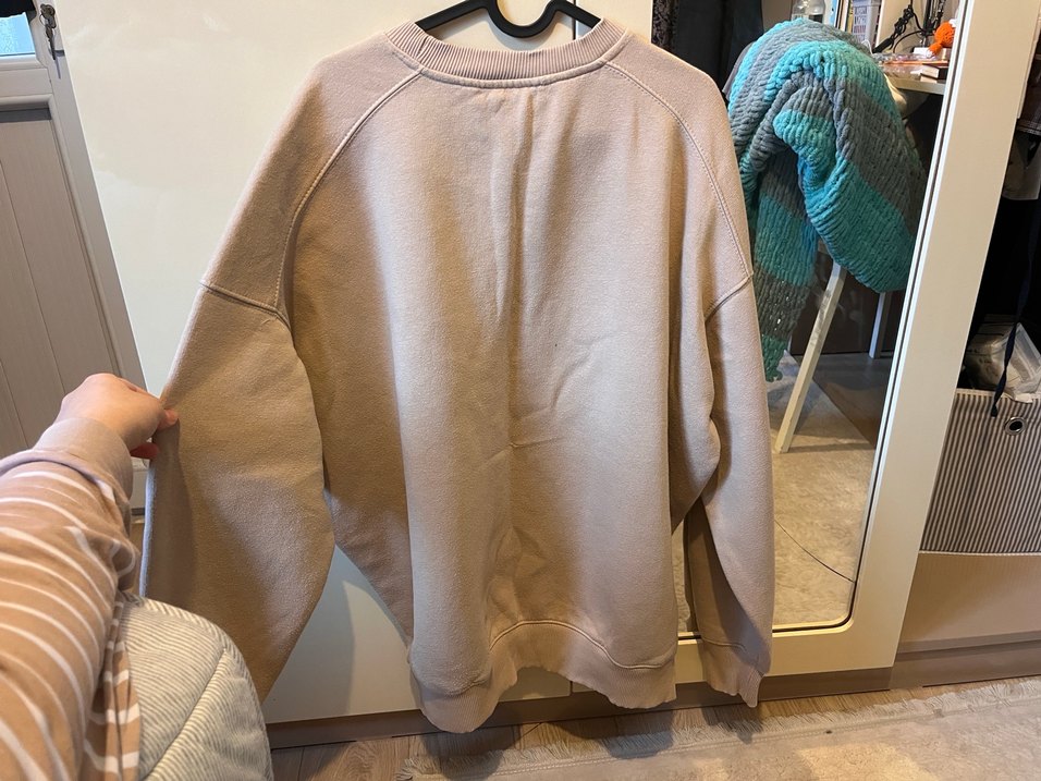 Krem Baskılı Kadın Sweatshirt - Görsel 3