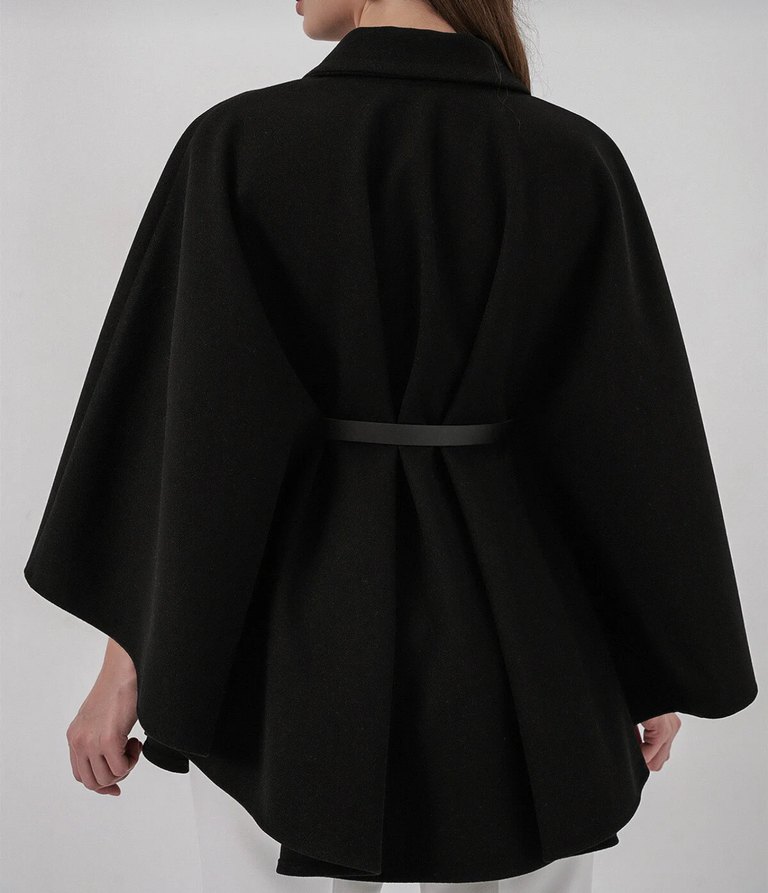 Kemer Detaylı Siyah Deri Kadın Panço - Görsel 5