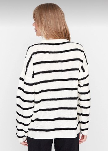 Çizgili Kadın Triko Kazak - Görsel 4