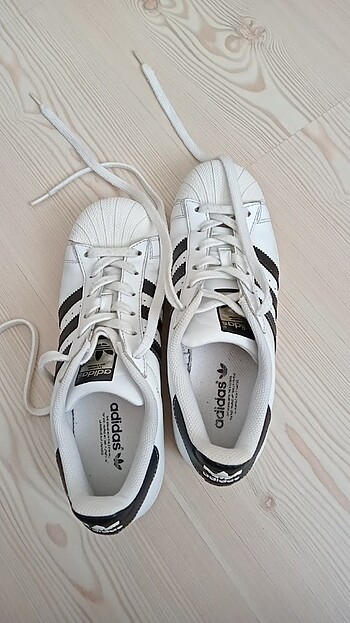 Adidas spor ayakkabı 