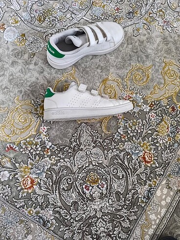 31 Beden Adidas orijinal az kullanılmış bir ayakkabı