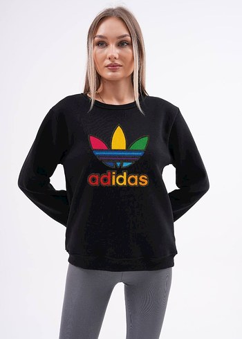 adidas Siyah Baskılı Kadın Sweatshirt