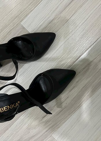 Siyah Tokalı Kalın Topuklu Kadın Ayakkabı - Görsel 3