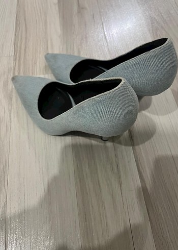 Gri Kot Kumaş Tokalı Stiletto - Görsel 2