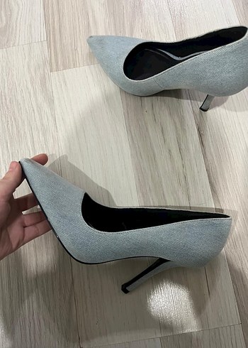 Gri Kot Kumaş Tokalı Stiletto - Görsel 5