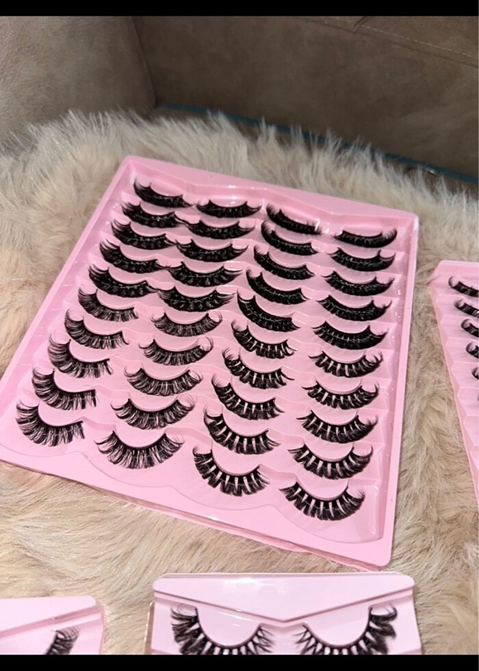 Latina kirpik çift fiyatı 65 tl ilan açtırjn - Görsel 3