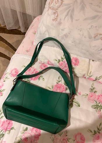 Minimalist Yeşil Deri Kadın Çantası - Görsel 2