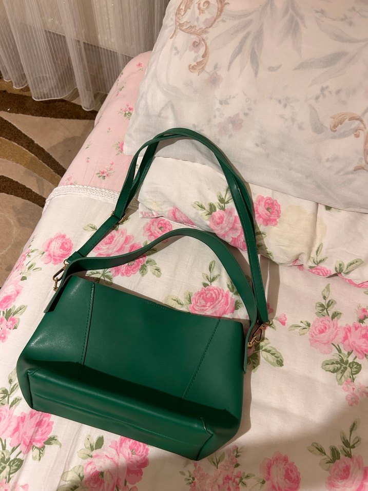 Minimalist Yeşil Deri Kadın Çantası - Görsel 2