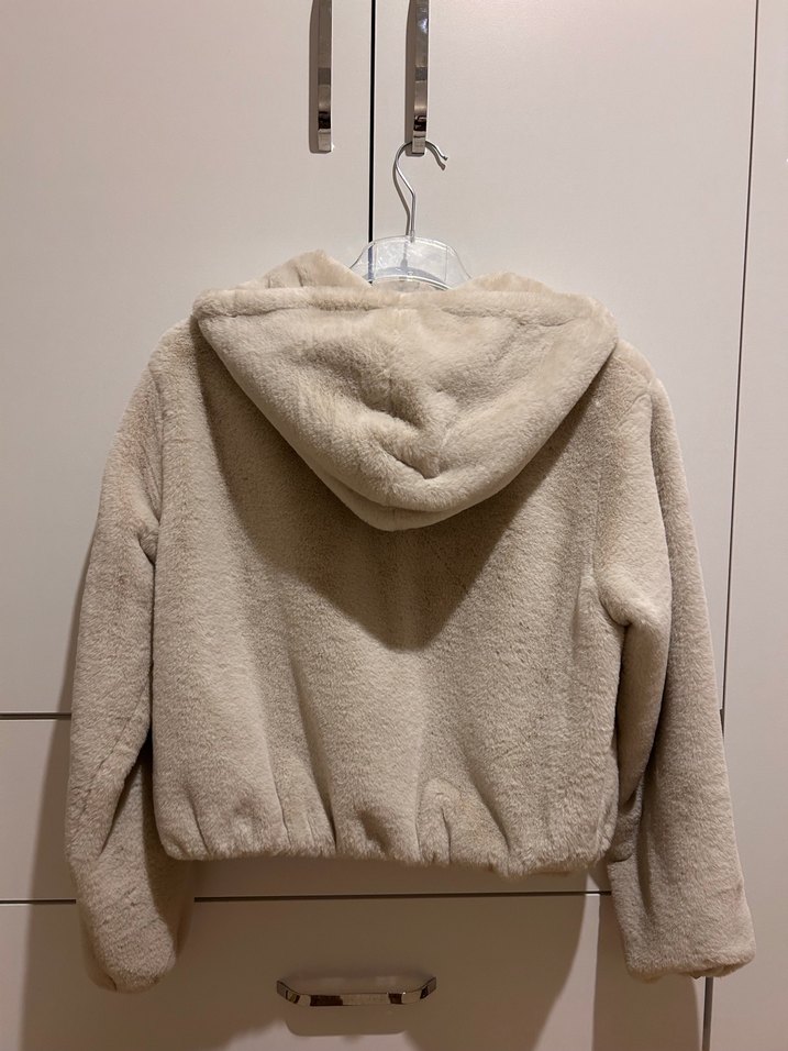 Bej Yumuşak Kürk Detaylı Midi Ceket - Görsel 3