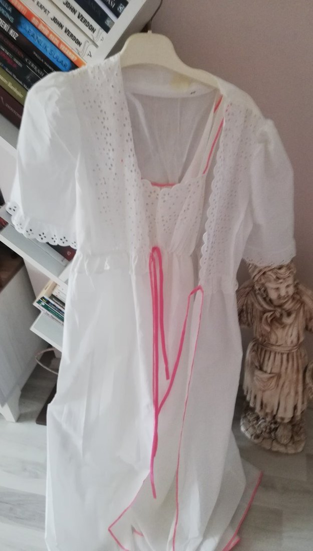 Vintage gecelik sabahlık takım Nakışlı Beyaz  Gecelik - Görsel 2