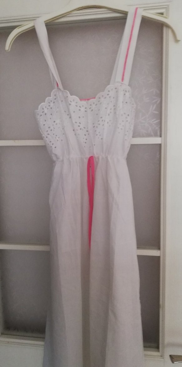 Vintage gecelik sabahlık takım Nakışlı Beyaz  Gecelik - Görsel 3