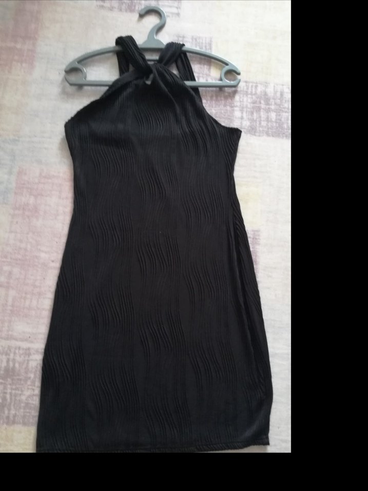 Siyah Halter Yaka Elbise - Görsel 2