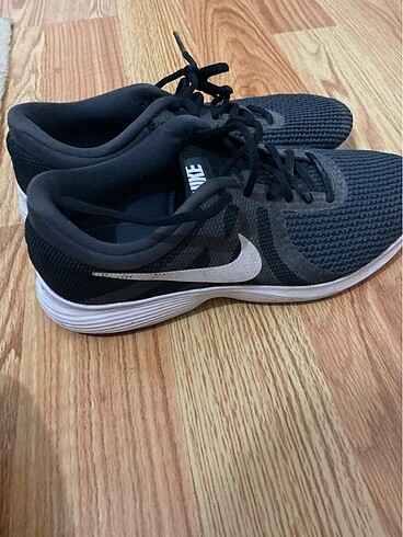 Nike Erkek spor ayakkabı