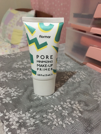 Flormar gözenek küçültücü baz