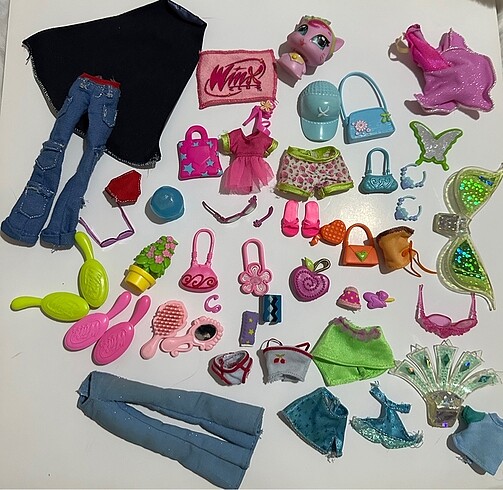  Beden Winx club , barbie, monster high