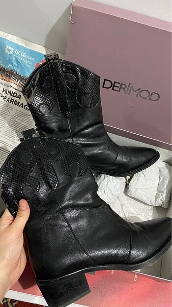 Derimod Derimod