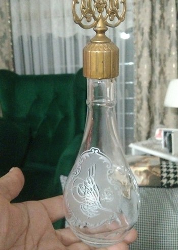 Dekoratif Altın Kapaklı Kadın Parfüm Şişesi - Görsel 2